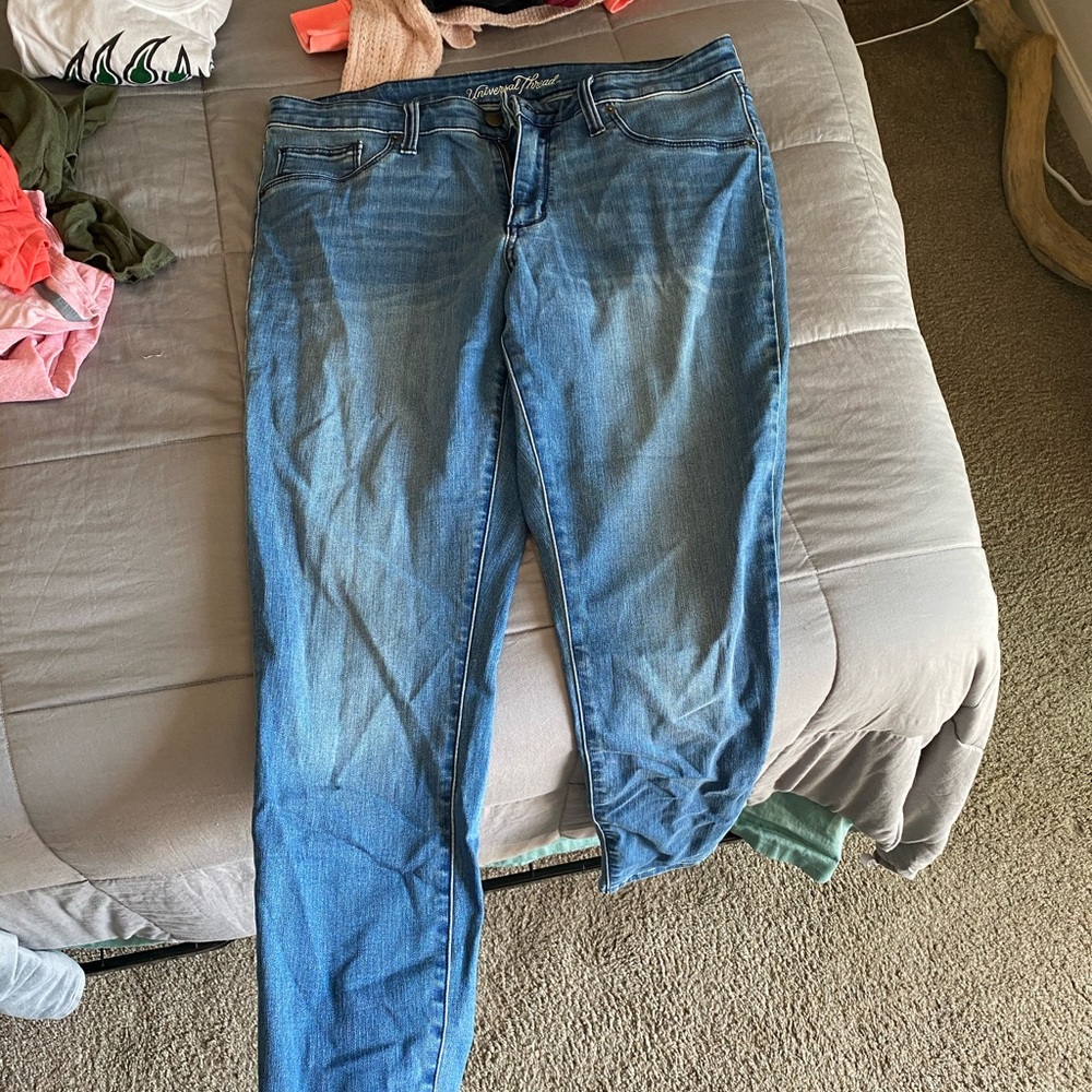 Blue skinny jean low rise